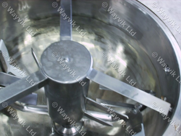 138 litres stainless steel hemispherical reactor